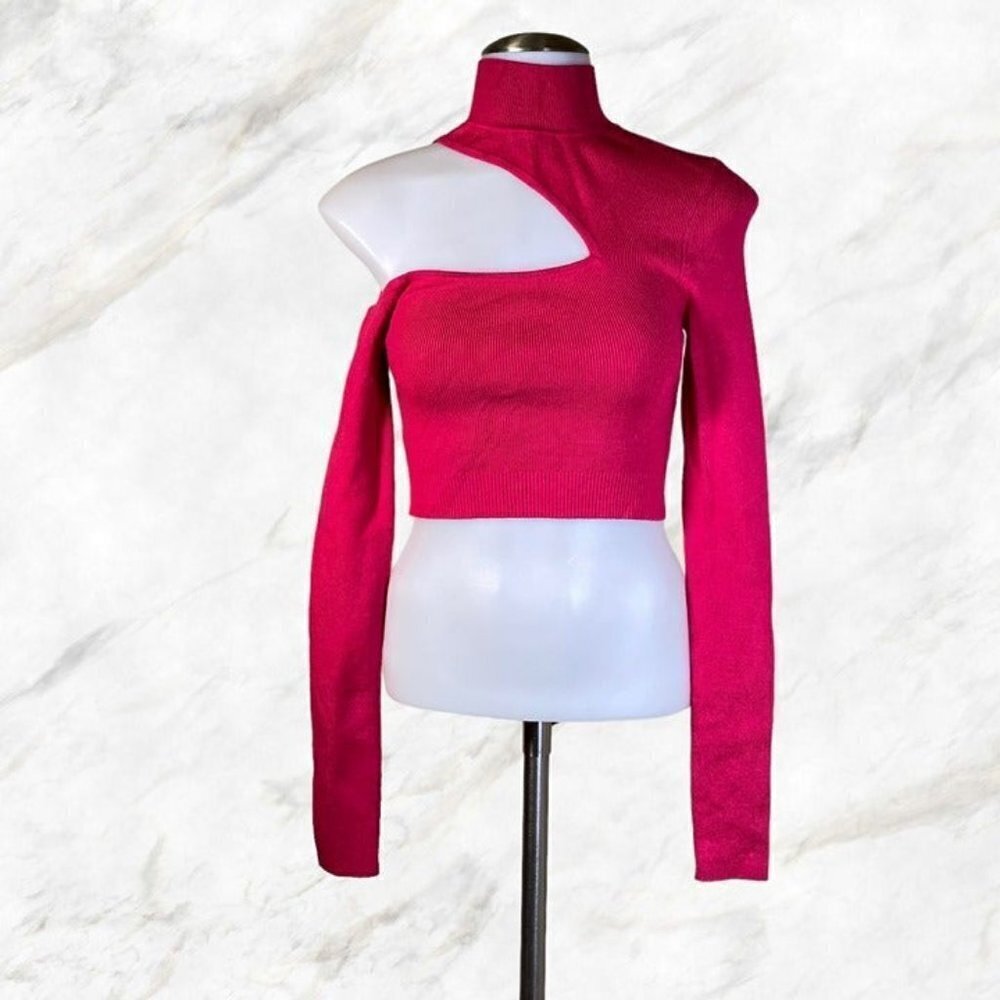 NBD Kyra Cropped Sweater - Raspberry - Picture 2 of 10